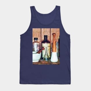 Pharmacists - Mortar and Pestle and Pestle Tank Top